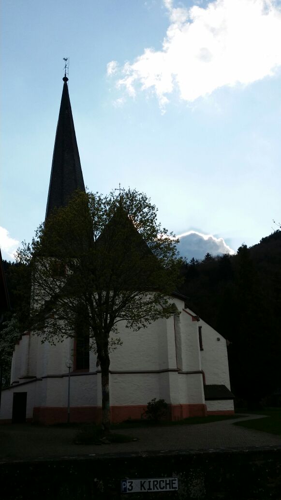 St. Johann Baptist in Olef, Foto: Bettina Furchheim